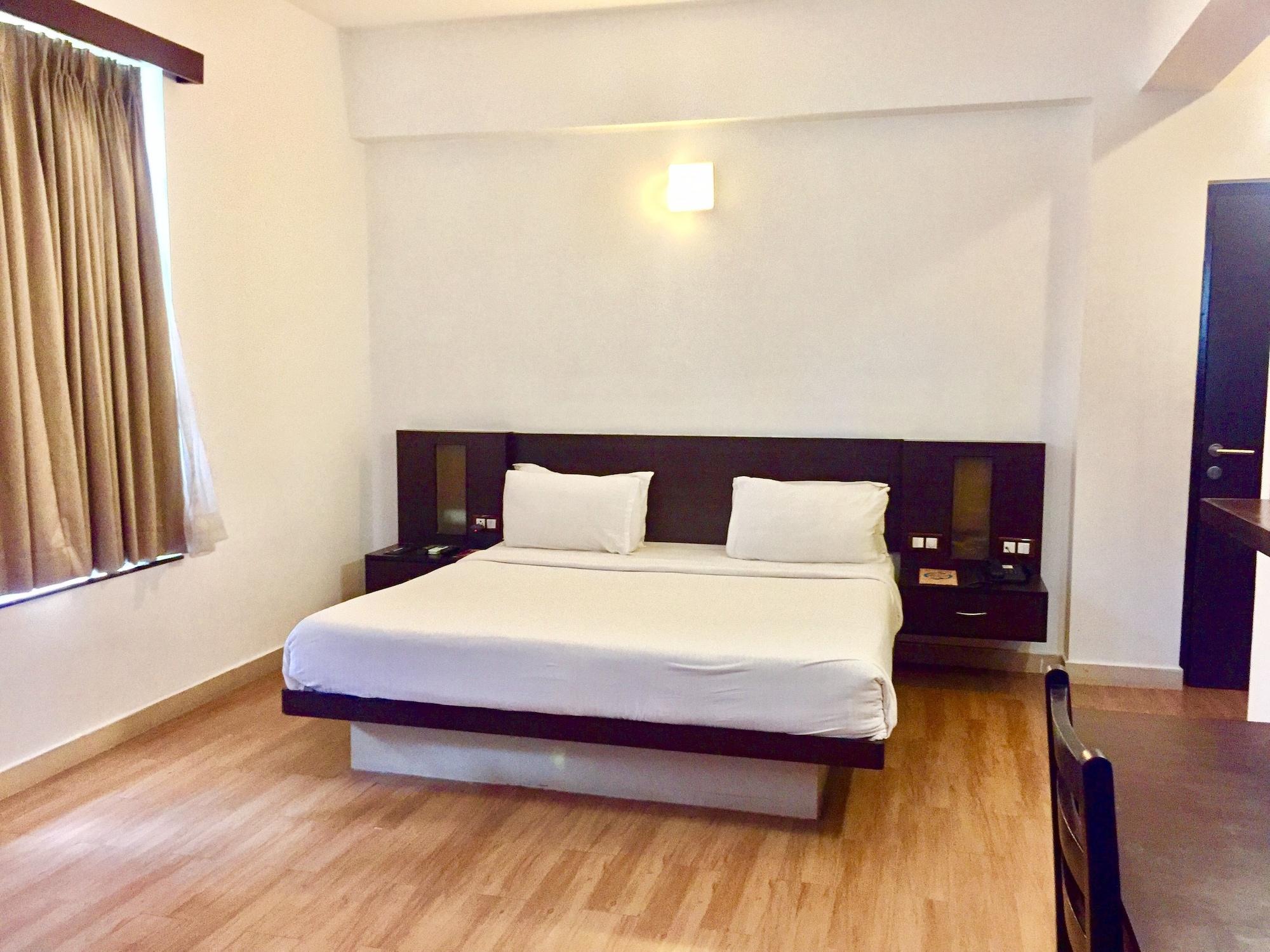 Sinq Beach Resort Calangute Dış mekan fotoğraf